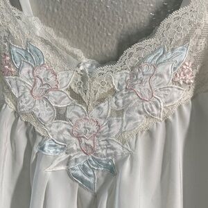 Vintage Sara Beth Embroidered Floral Lace Nightie Chemise Slip Dress Delicate M